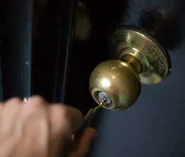 Safe Key Store Washington, DC 202-730-0155 - 13-Key-Broke-In-Lock